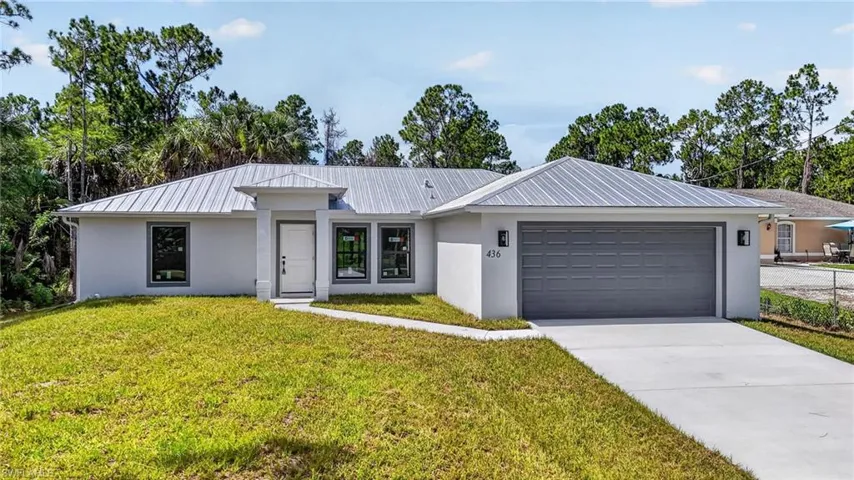 436 41 St Ave Ne Ave, Naples, Florida 34120