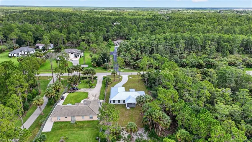 436 41 St Ave Ne Ave, Naples, Florida 34120