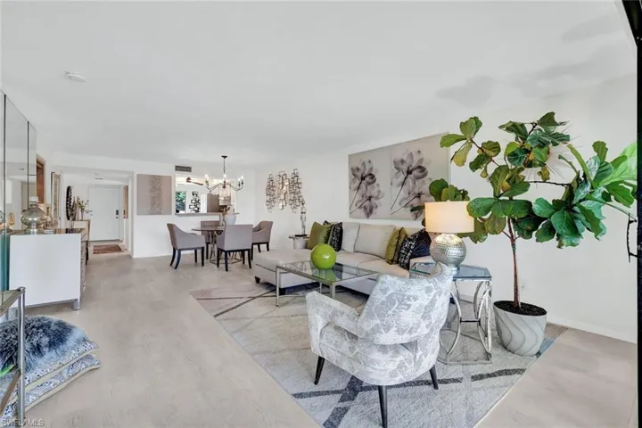 800 Misty Pines Cir 205, Naples, Florida 34105