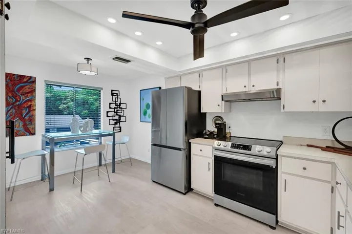 800 Misty Pines Cir 205, Naples, Florida 34105