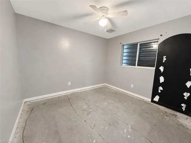 1722 Nw 18th Ter, Cape Coral, Florida 33993