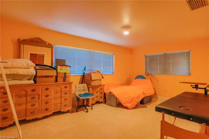 4102 SE 8th AVE, CAPE CORAL FL 33904