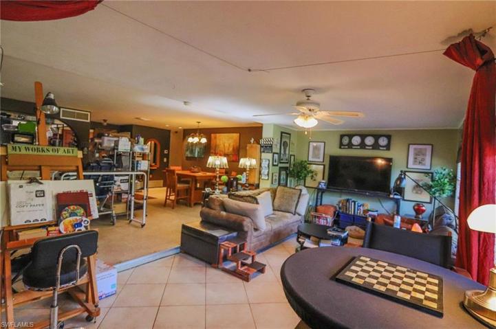 4102 SE 8th AVE, CAPE CORAL FL 33904