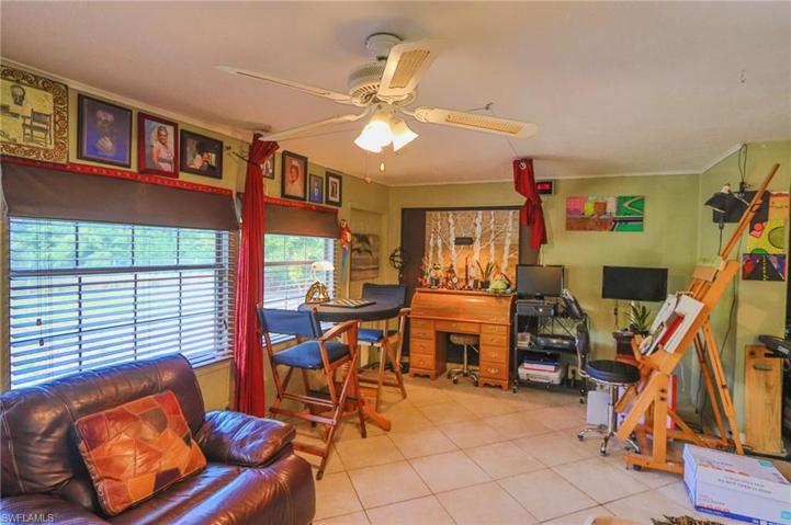 4102 SE 8th AVE, CAPE CORAL FL 33904