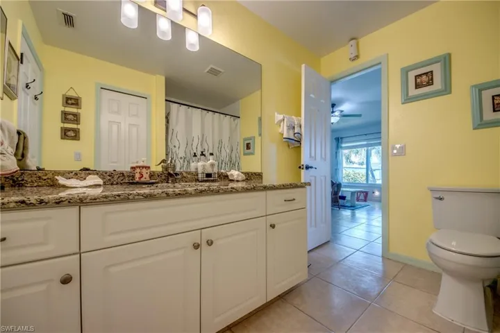 1821 Nw 1st Pl, Cape Coral, Florida 33993