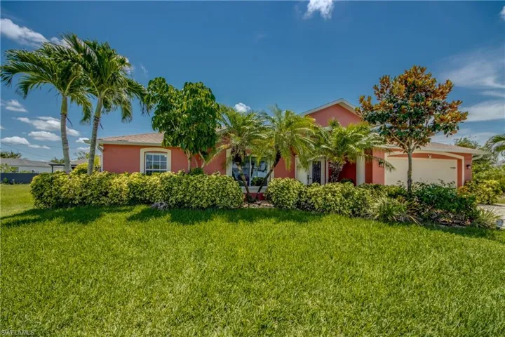 1821 Nw 1st Pl, Cape Coral, Florida 33993