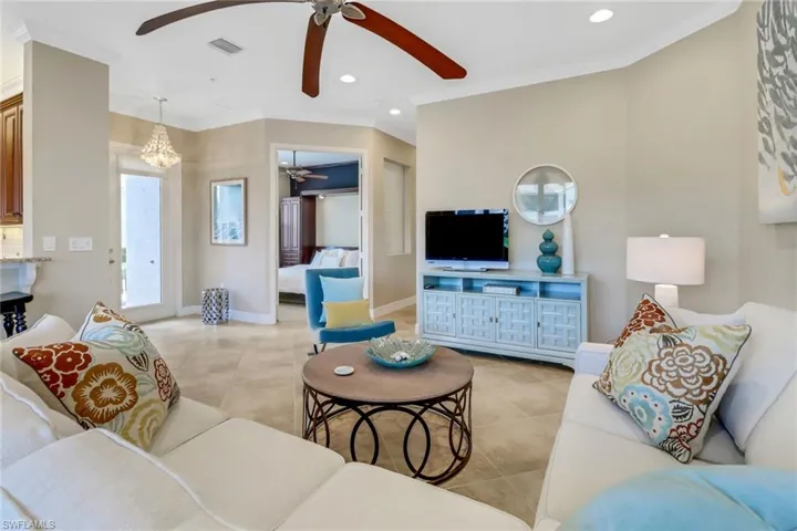 6549  Monterey  PT, Naples, FL 34105