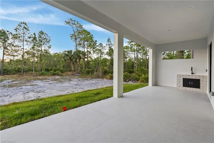 1631  Desoto N BLVD, Naples, FL 34120