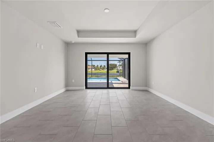 1807 Ne 2nd St, Cape Coral, Florida 33909