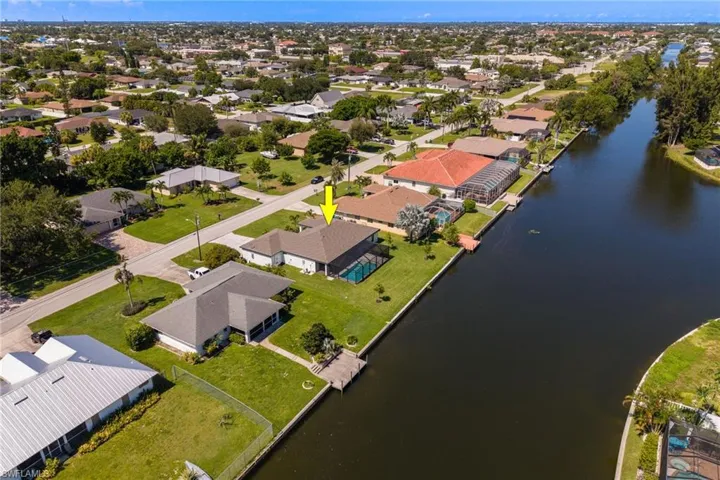 1807 Ne 2nd St, Cape Coral, Florida 33909