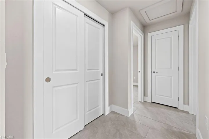 1807 Ne 2nd St, Cape Coral, Florida 33909