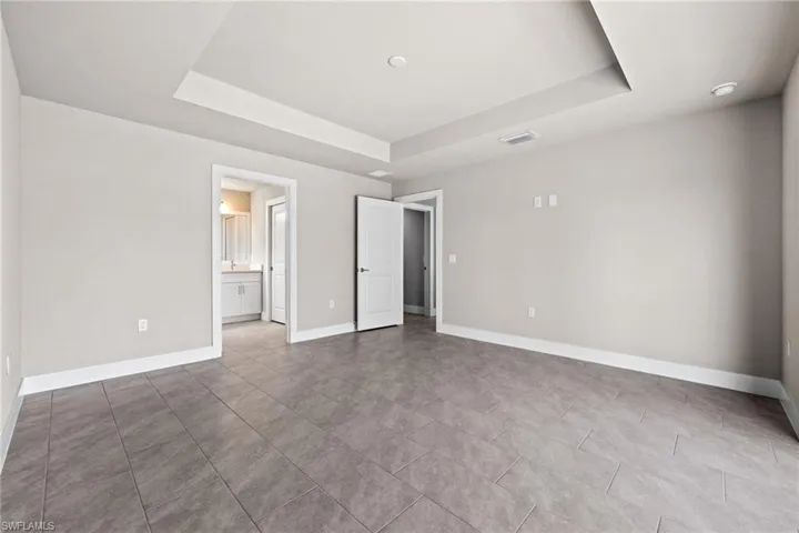 1807 Ne 2nd St, Cape Coral, Florida 33909