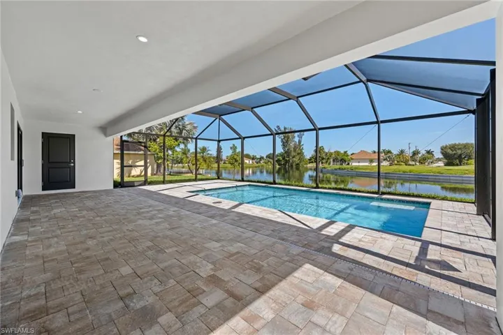 1807 Ne 2nd St, Cape Coral, Florida 33909