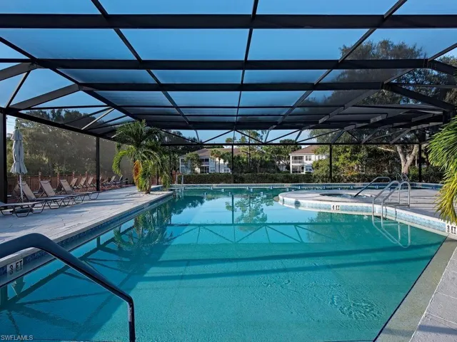 6922 Satinleaf Rd N 202, Naples, Florida 34109
