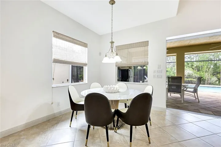 7655 Martino Cir, Naples, Florida 34112