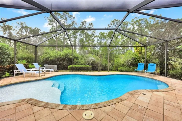7655 Martino Cir, Naples, Florida 34112