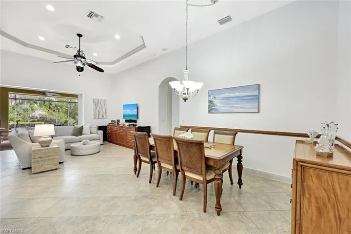 7655 Martino Cir, Naples, Florida 34112