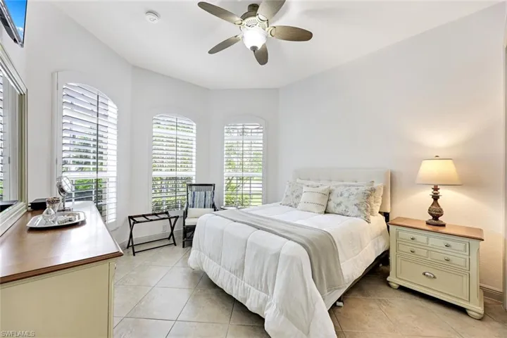 7655 Martino Cir, Naples, Florida 34112