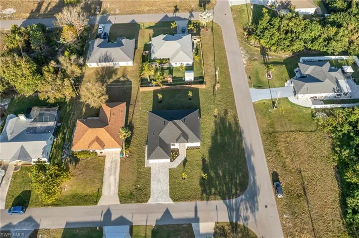 479 NE 4th AVE, CAPE CORAL FL 33909