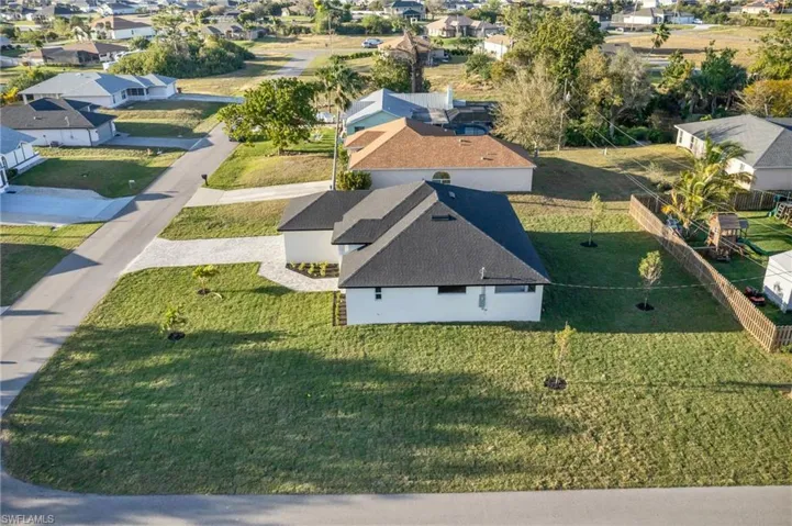 479 NE 4th AVE, CAPE CORAL FL 33909