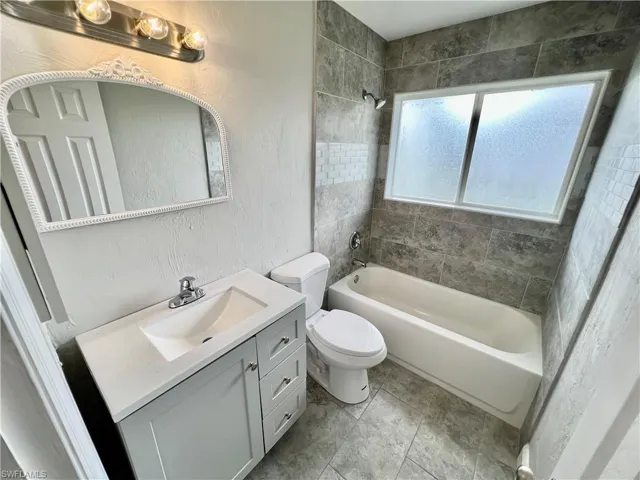 117 Contee Dr, Lehigh Acres Fl 33936