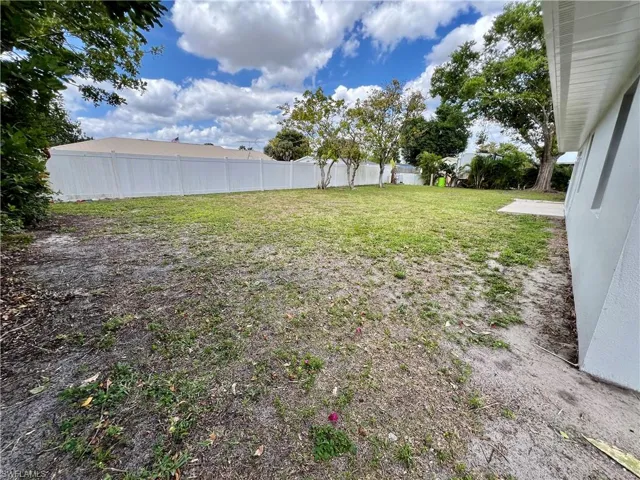 117 Contee Dr, Lehigh Acres Fl 33936