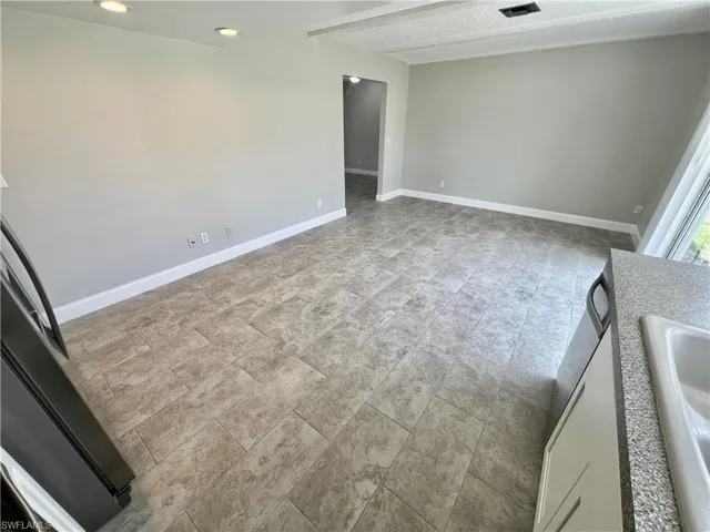 117 Contee Dr, Lehigh Acres Fl 33936