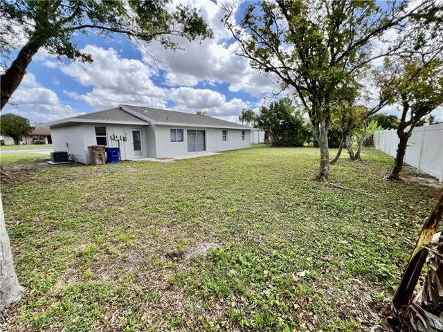 117 Contee Dr, Lehigh Acres Fl 33936