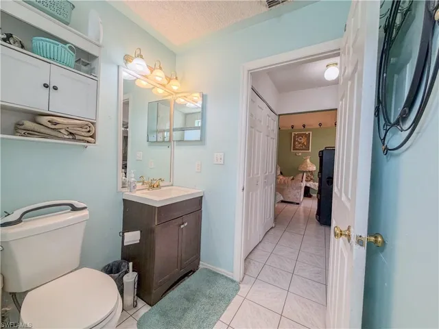 4000 Outer Dr, Naples, Florida 34112