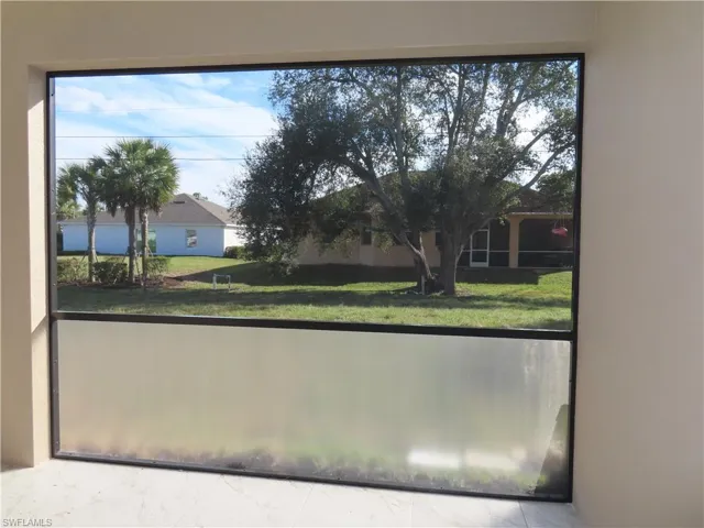 SCREEN LANAI