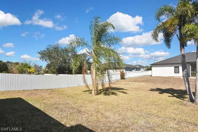 5122 Beecher St, Lehigh Acres, Florida 33971
