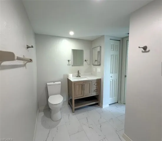 13121  Whitehaven  LN, Fort Myers, FL 33966