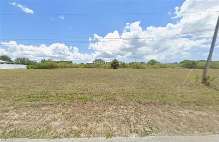 1022 15th Ln, Cape Coral, Florida 33909