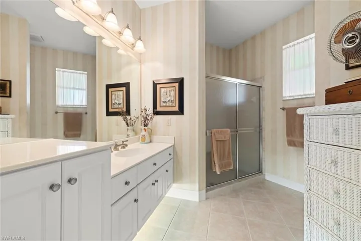 15561 Queensferry Dr, Fort Myers, Florida 33912