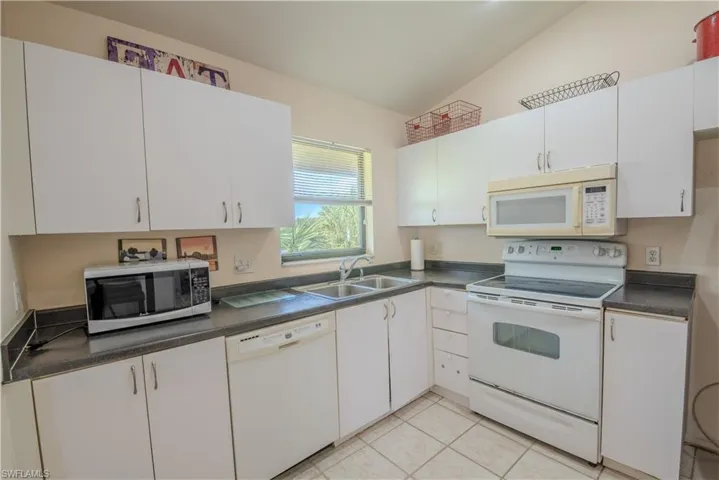 13288  White Marsh  LN, Fort Myers, FL 33912