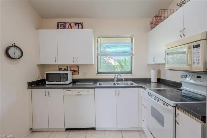 13288  White Marsh  LN, Fort Myers, FL 33912
