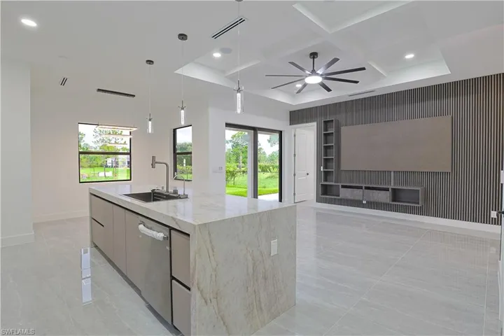 1408 Dixie Ave, Lehigh Acres, Florida 33972