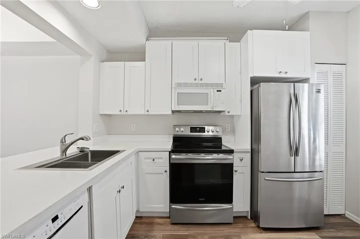 1018 Woodshire Ln A208, Naples, Florida 34105