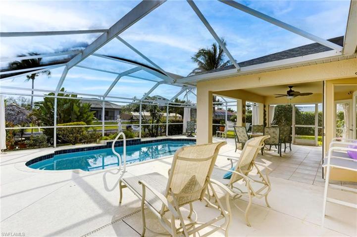 1939 SE 17th PL, CAPE CORAL FL 33990