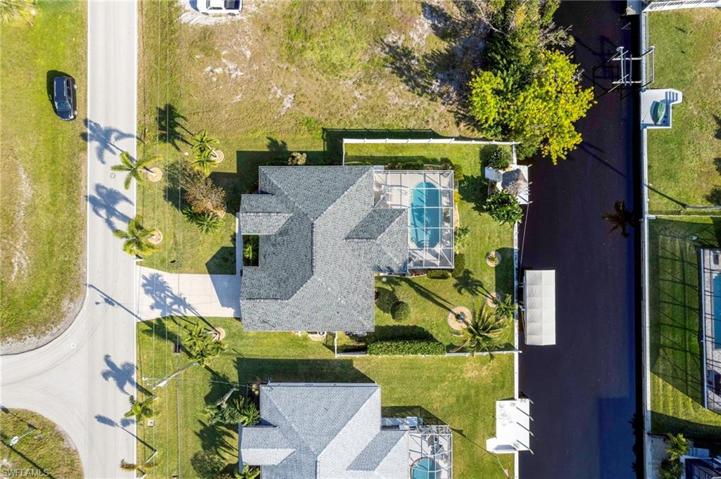 1939 SE 17th PL, CAPE CORAL FL 33990