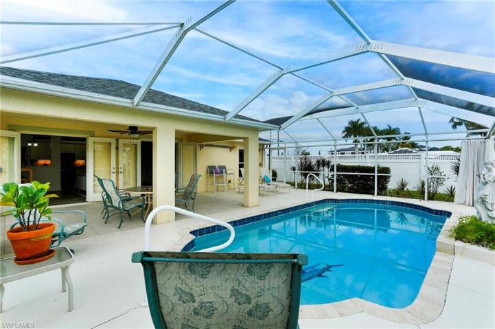 1939 SE 17th PL, CAPE CORAL FL 33990