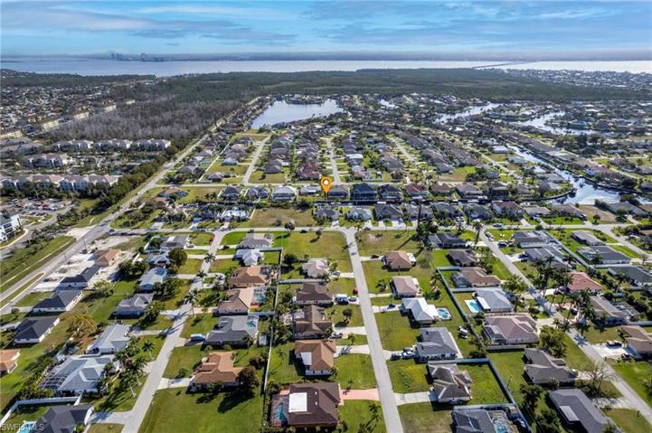 1939 SE 17th PL, CAPE CORAL FL 33990