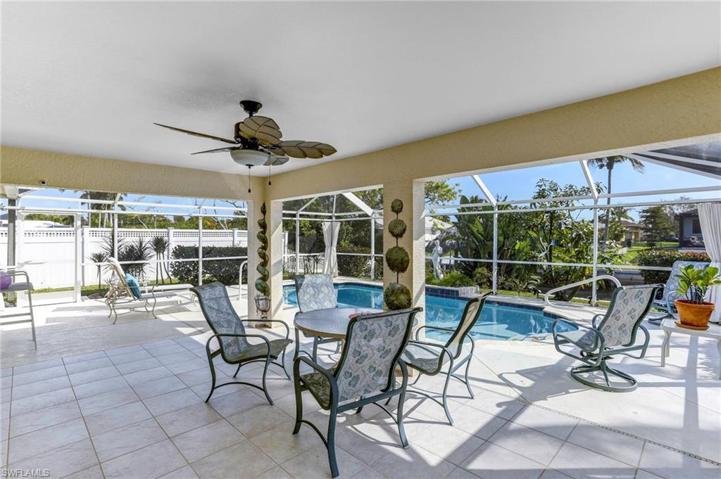 1939 SE 17th PL, CAPE CORAL FL 33990