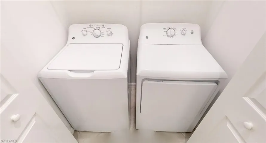 Laundry area with independent washer and dryer