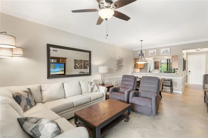 9735 Acqua Ct 615, Naples, Florida 34113