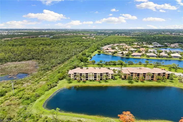 9735 Acqua Ct 615, Naples, Florida 34113