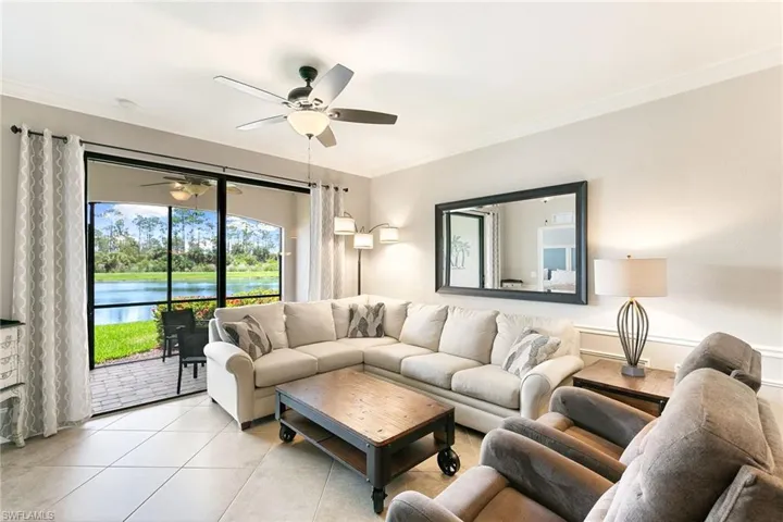 9735 Acqua Ct 615, Naples, Florida 34113
