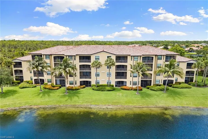 9735 Acqua Ct 615, Naples, Florida 34113