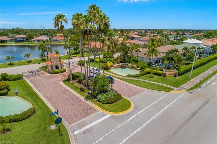 11082 Lakeland Cir, Fort Myers, Florida 33913