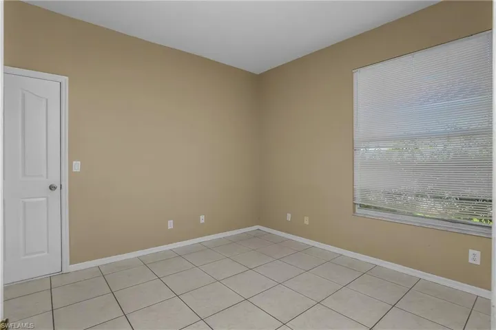 11082 Lakeland Cir, Fort Myers, Florida 33913